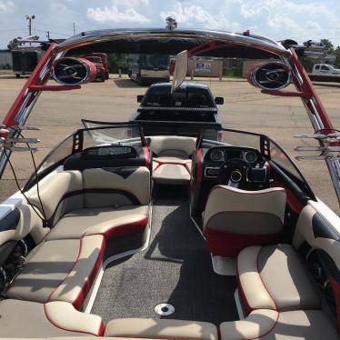 2013 Malibu wakesetter wakeboard boat