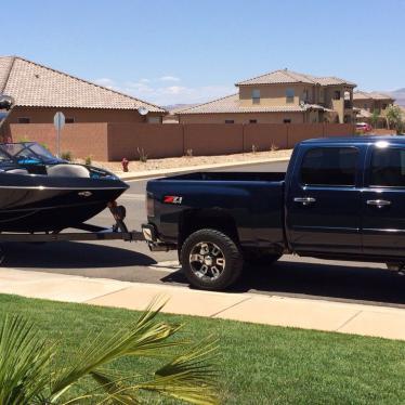 2012 Malibu 247 lsv