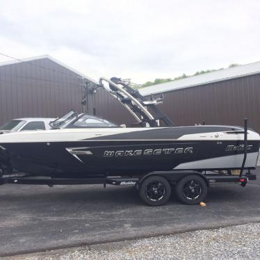 2014 Malibu wakesetter 23lsv