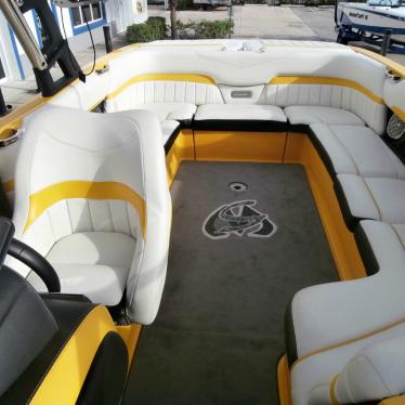 2013 Malibu wakesetter 24 mxz