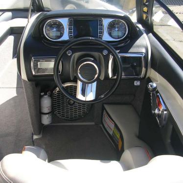 2011 Malibu 247 lsv wakesetter