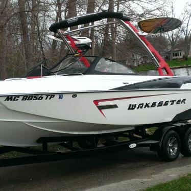 2014 Malibu wakesetter 23 lsv