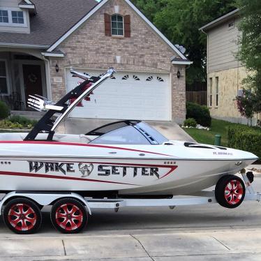 2010 Malibu wakesetter vlx