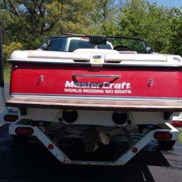 1995 Mastercraft prostar 190