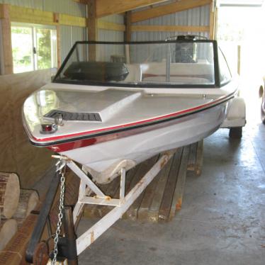 1986 Mastercraft prostar 200