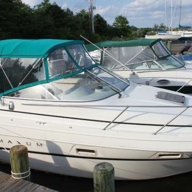 1996 Maxum 2400 scr