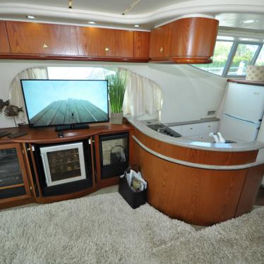 1999 Maxum 46 flybridge motor yacht