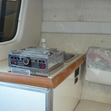 1996 Maxum sc 2300 cabin