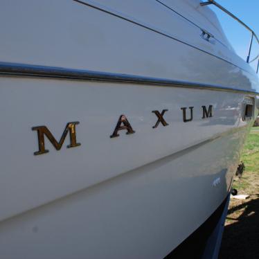 1996 Maxum