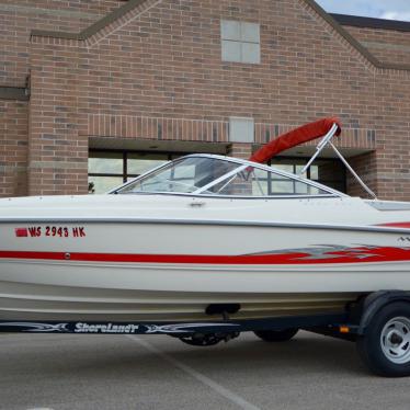 2006 Maxum scr 2000 bow rider seats 10 outstanding condition