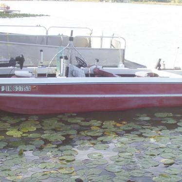 monark bass boat