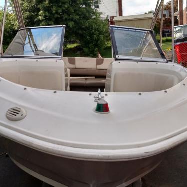 2000 Monterey edge 180 bow rider