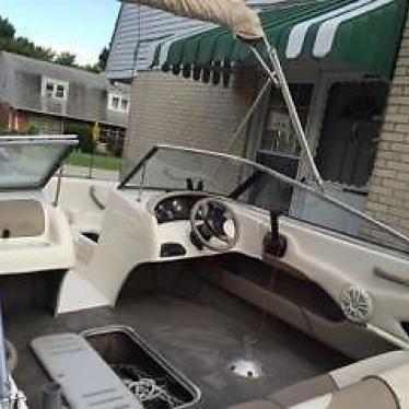 2000 Monterey edge 180 bow rider