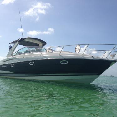 2008 Monterey 330 sport yacht