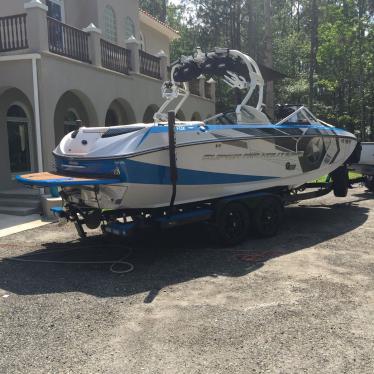 2013 Nautique g23