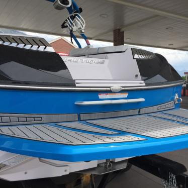 2013 Nautique g23