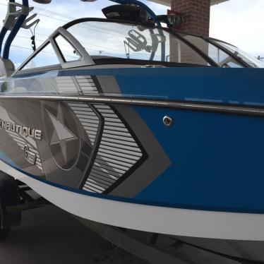 2013 Nautique g23