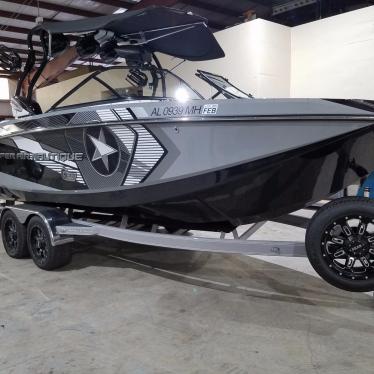 2013 Nautique g23