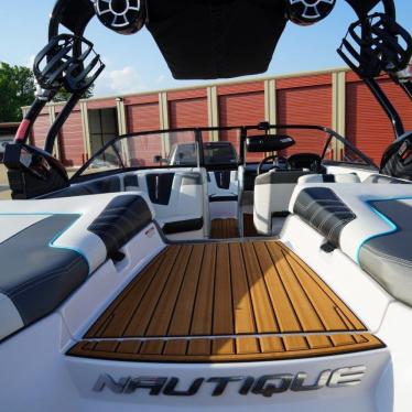 2014 Nautique g21