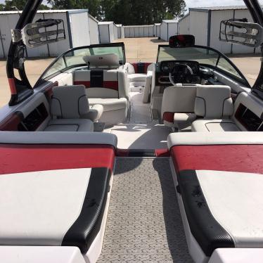 2010 Nautique san230