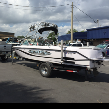 2005 Nautique