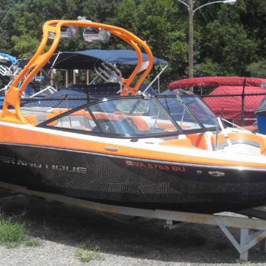 2012 Nautique sport 200