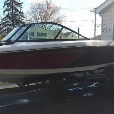 2014 Nautique ski 200