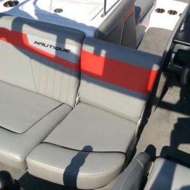 2014 Nautique ski 200