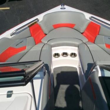 2014 Nautique ski 200