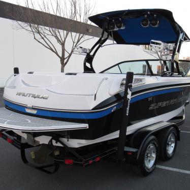 2010 Nautique 210