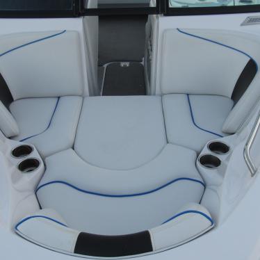 2010 Nautique 210