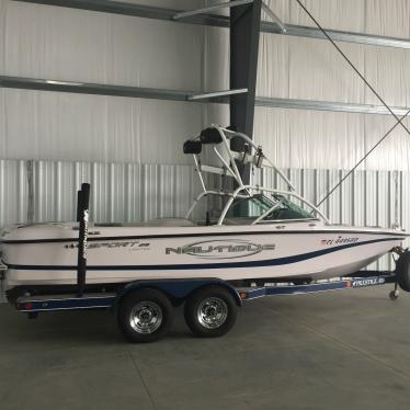 2005 Nautique sport 216 le