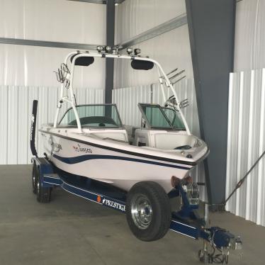 2005 Nautique sport 216 le