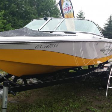 2007 Nautique 216