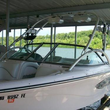 2005 Nautique 211 team