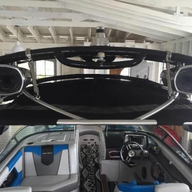 2012 Nautique 230 te