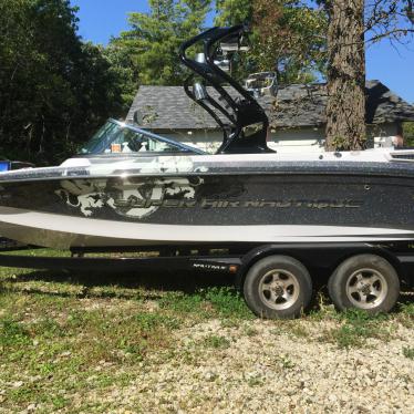 2010 Nautique sante 210