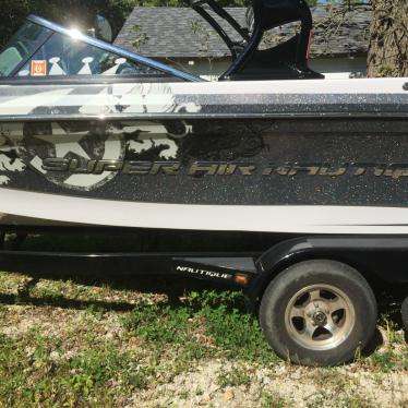 2010 Nautique sante 210