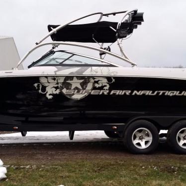 2008 Nautique 230 team edition