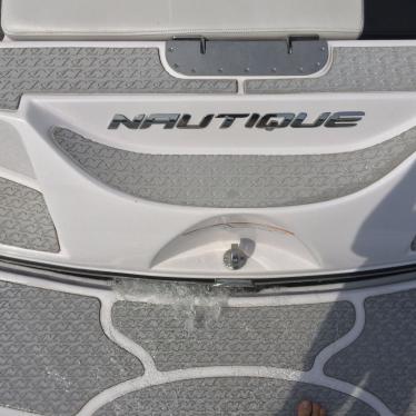 2010 Nautique