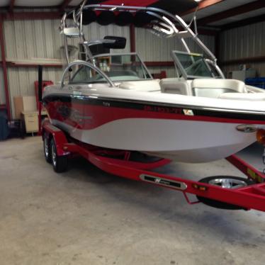 2008 Nautique 211 crossover