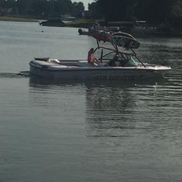 1999 Nautique