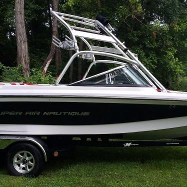 2008 Nautique 210