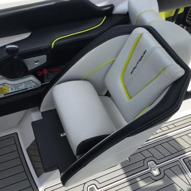 2015 Nautique