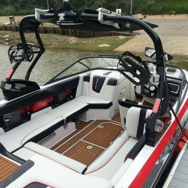 2015 Nautique