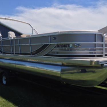 SOUTH BAY TRITOON PONTOON 927 CR TT-D Twin Outboard 2010 