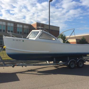 25' BHM / FLYE POINT Fiberglass Downeast DIESEL Launch / Center Console ...