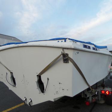 Avanti 33 1999 for sale for $2,500 - Boats-from-USA.com