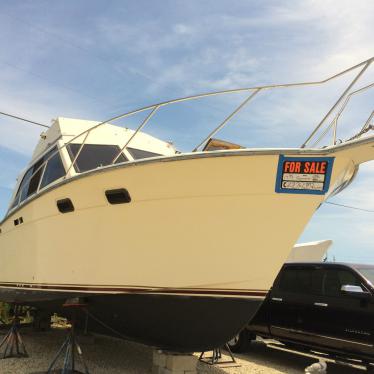 Pacemaker 33' Sportfish 1979 for sale for $10,000 - Boats-from-USA.com