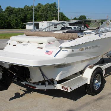 2009 Regal 1900 bowrider **only 74 hours** clean!!